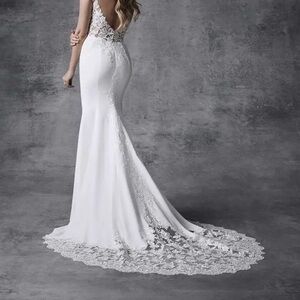 Hayden Wed2Be Wedding Dress in Ivory. US Size 6.